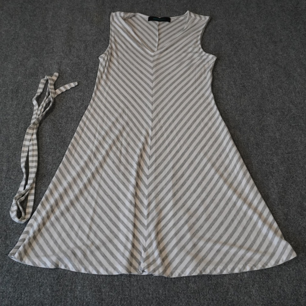 Siena Studio Striped Sleeveless Dress A-Line Casual Gray White with Belt